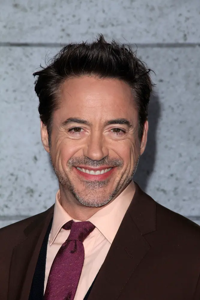 Robert Downey Jr. Wins First Ever Oscar for Best Supporting Actor