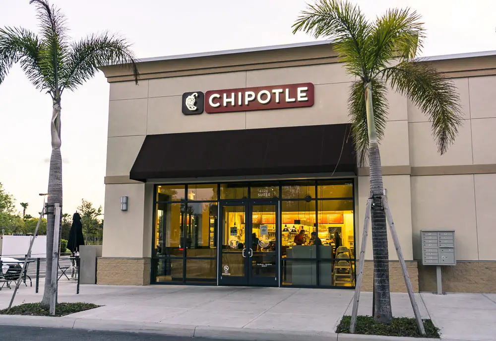 Chipotle Says California’s Minimum Wage Is Reason For Prices Skyrocketing