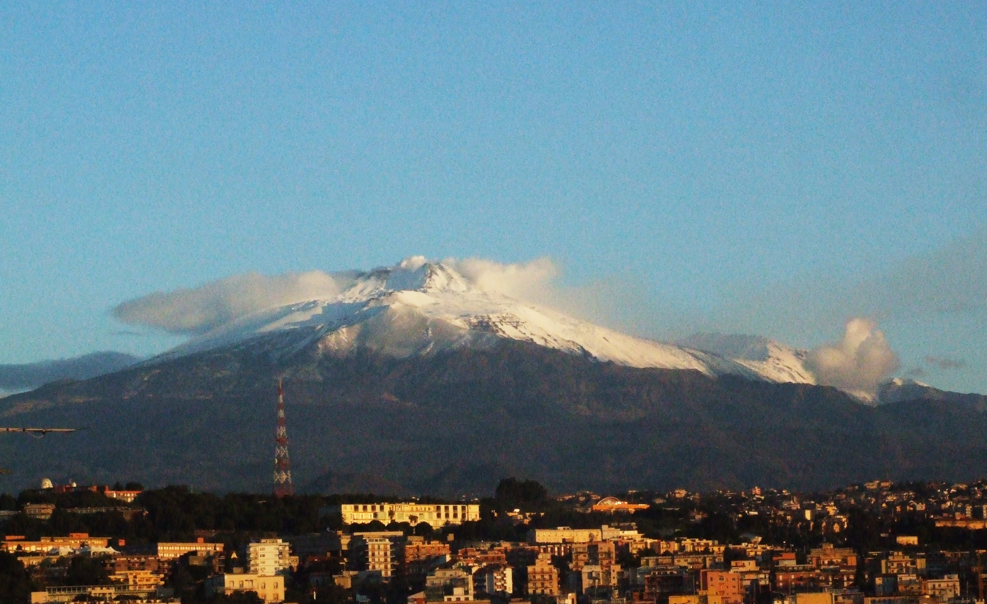 Mount Etna Blows Mysterious Smoke Ring Into The Sky