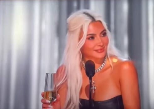 Kim Kardashian Gets Brutally Booed at The Roast of Tom Brady