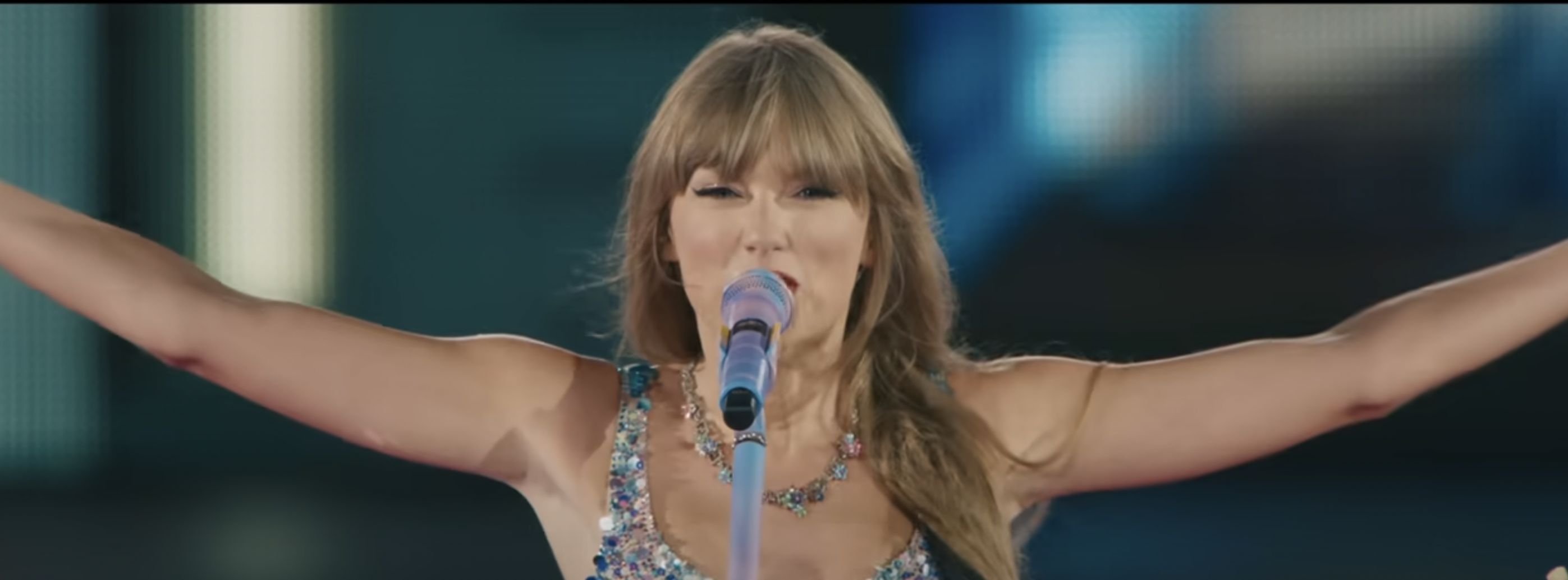Video Of Taylor Swift Goes Viral After Fans Spot ‘Baby Bump’