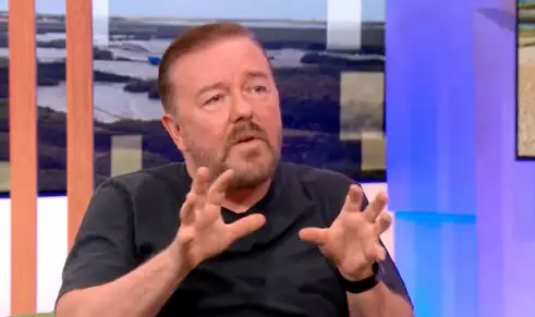 Ricky Gervais Divides Fans After Brutal Joke Following Justin Timberlake’s Arrest