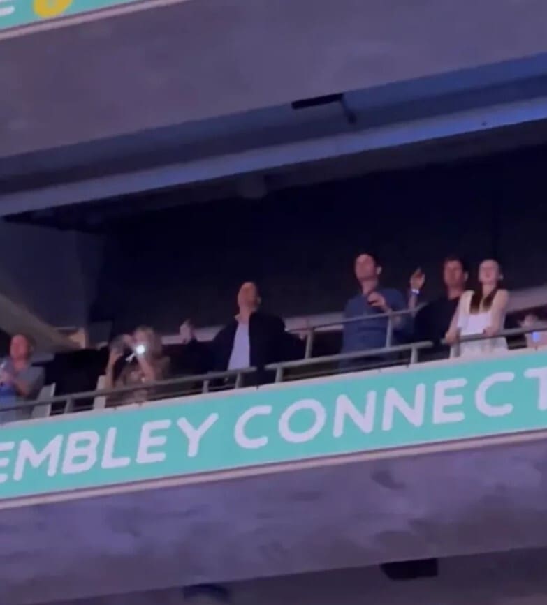 People Can’t Stop Laughing At Prince William Dancing At Taylor Swift Concert