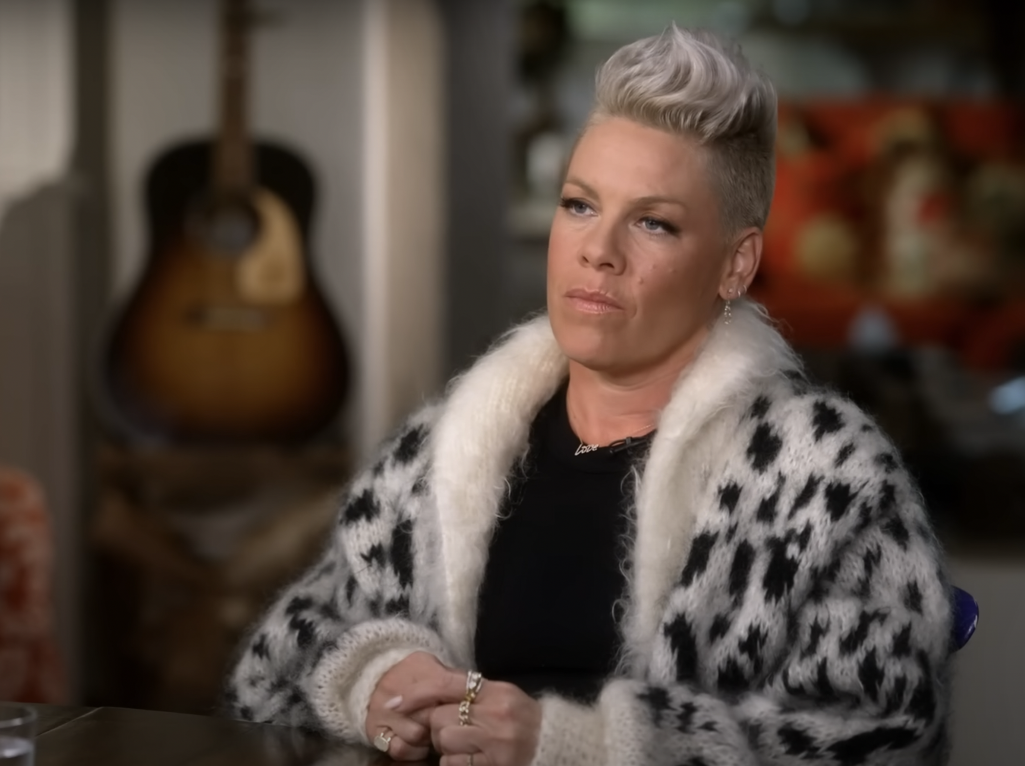 Pink Forced To Abruptly Cancel Show: ‘I’m Unable To Continue’
