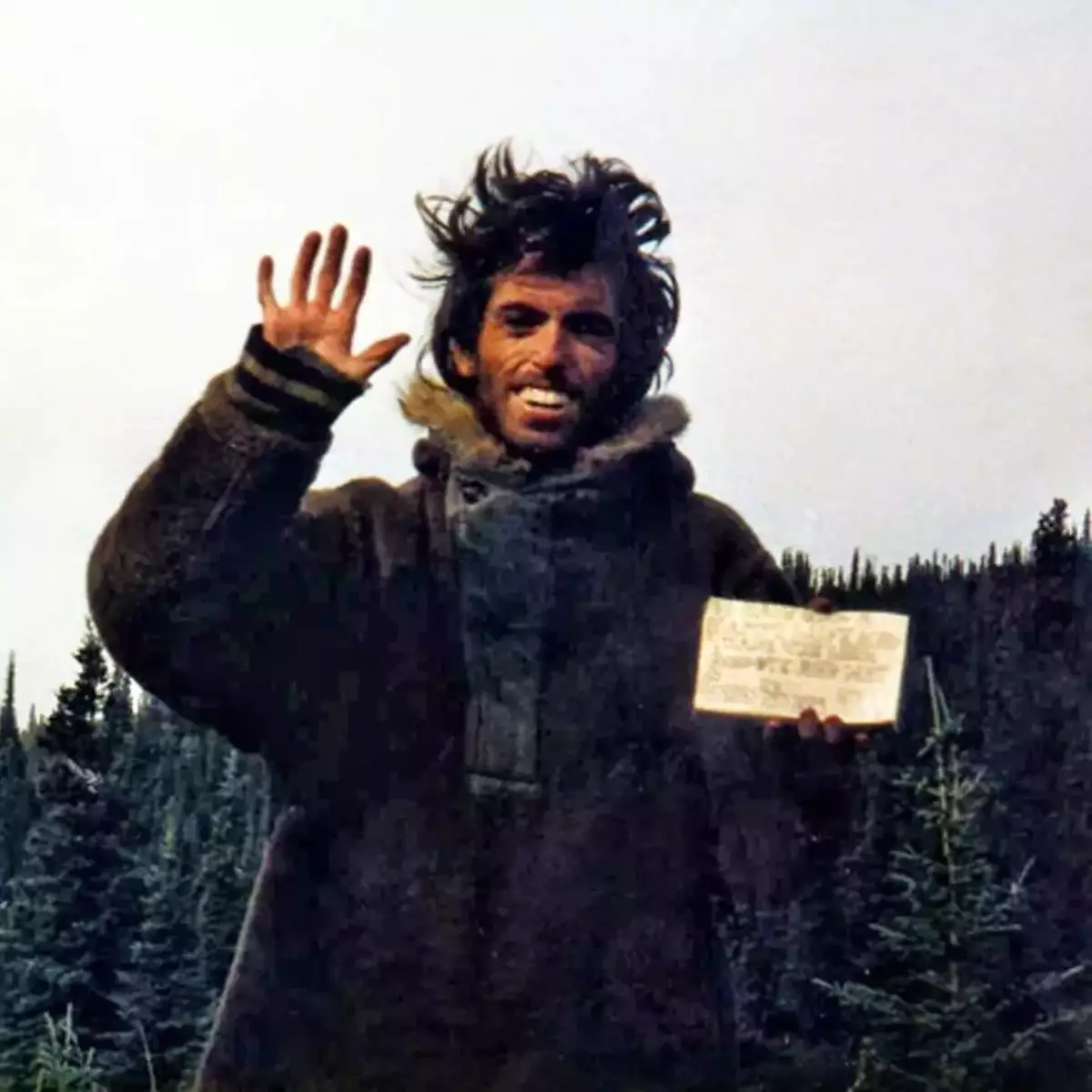 Man In Historic Photo Held Note With Message To World Before Hiking Into Wild And Never Coming Back