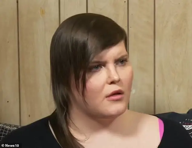 Trans Woman Suing ‘Hooters’ For Refusing To Hire Her