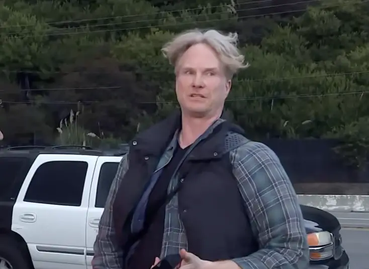 Pet Owner Returns Home After LA Fires And Is Left In Tears At What He Finds