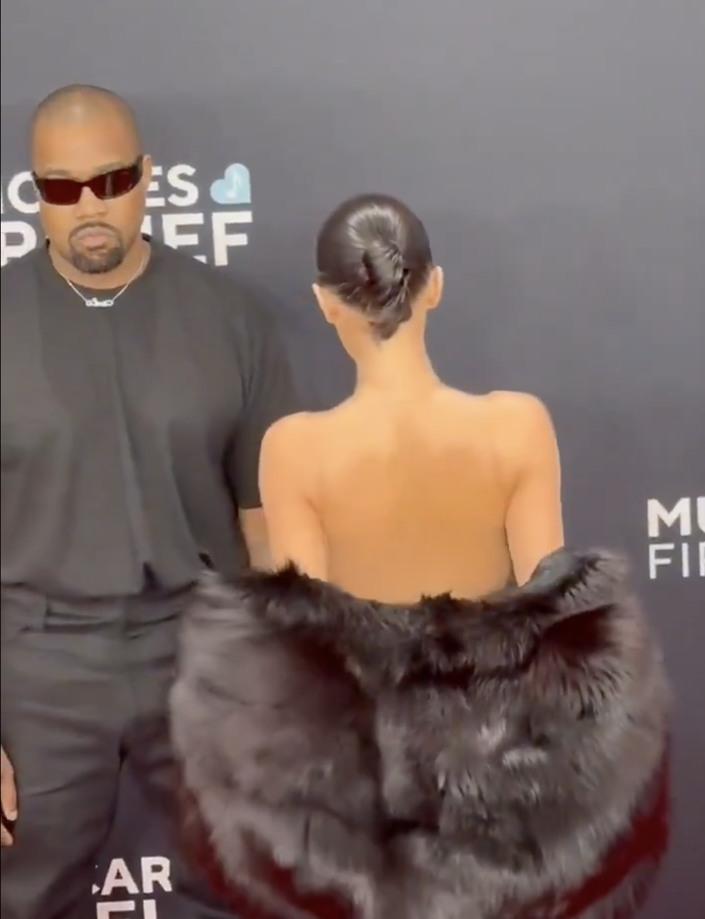 Kanye West And Wife Bianca Escorted Out Of Grammys By Police Because Of Her Shocking Dress