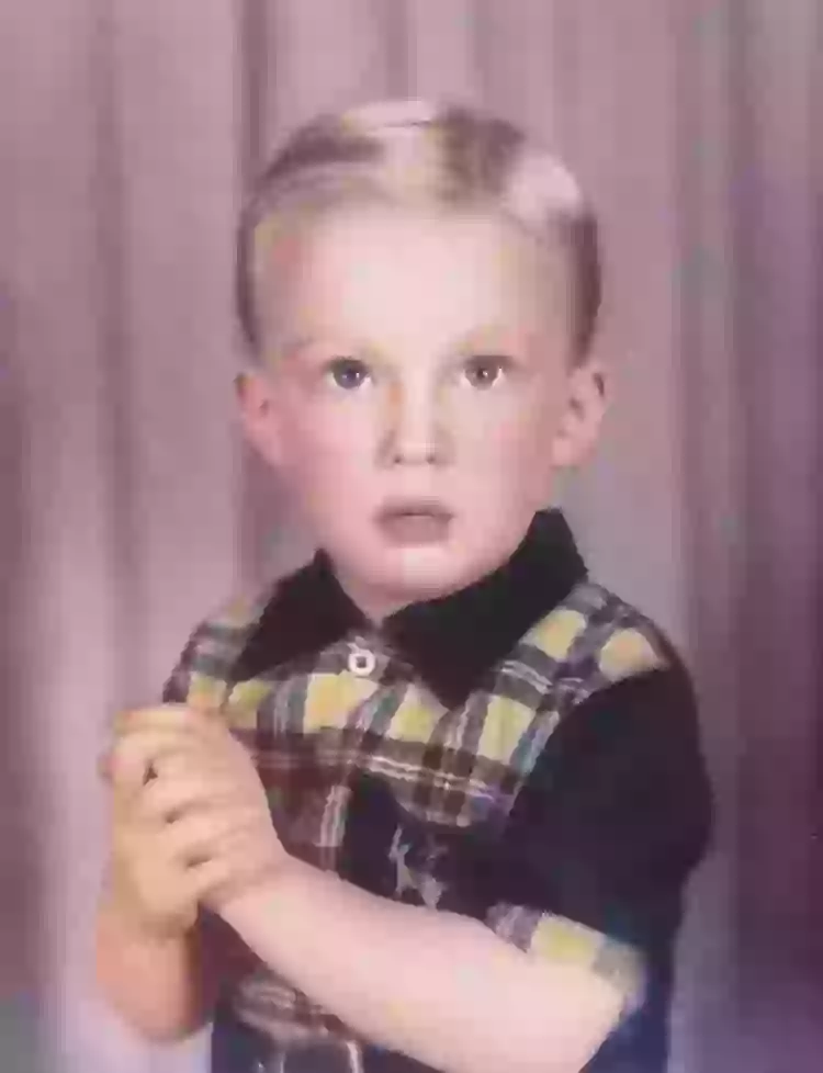 People Can’t Believe Who Young Boy Is Who Became One Of Most Famous People In World