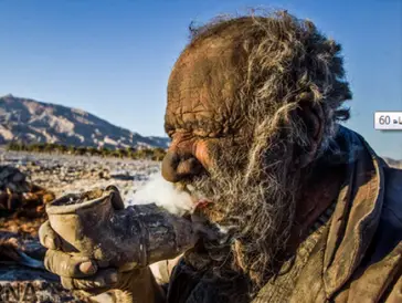 ‘World’s Dirtiest Man’ Dies After His First Wash In 60 Years