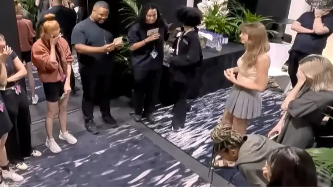 Heartwarming Moment Taylor Swift Announces $197,000,000 Bonuses For Eras Tour Crew