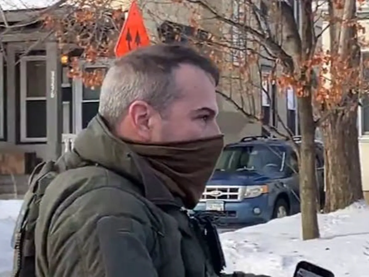 GoFundMe For ICE Agent Jonathan Ross Passes $500,000 In Donations