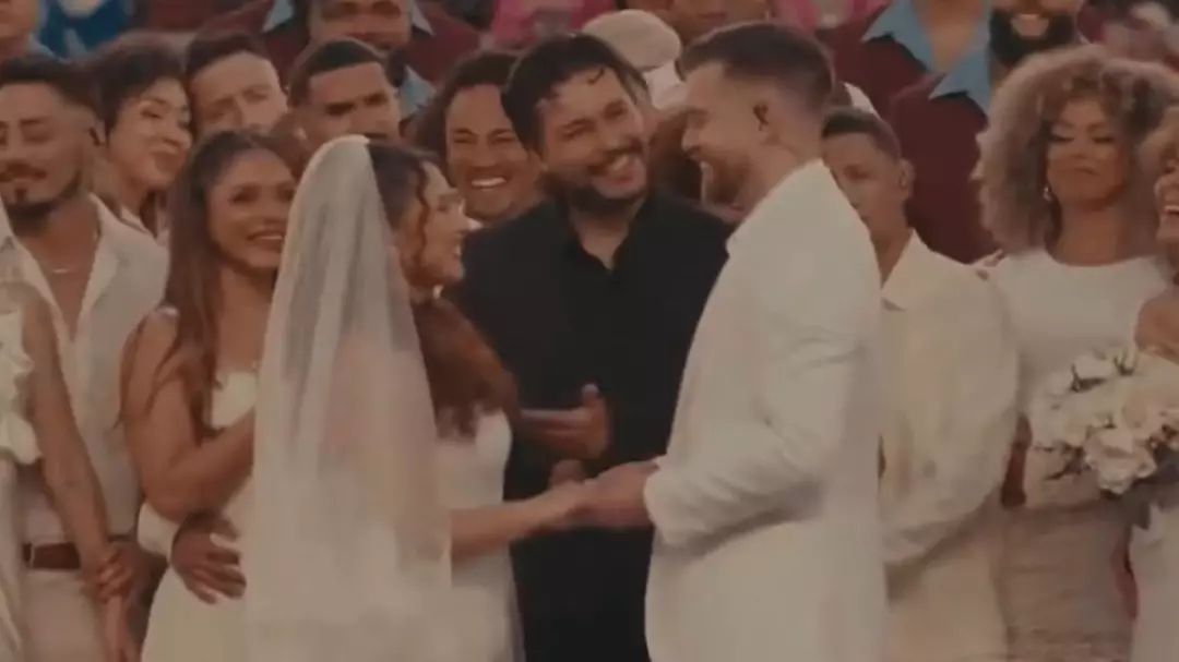 Truth Behind Couple That Got Married During Bad Bunny’s Halftime Show