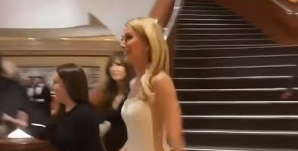 Gwyneth Paltrow Leaves Fans In Shock As She Suffers Wardrobe Malfunction At Oscars